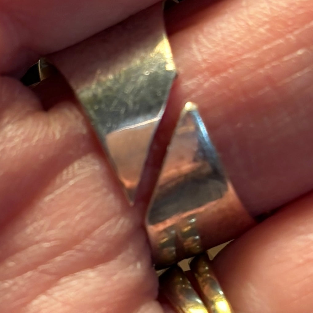 Subtle Plus Silver Mexican Opal Ring